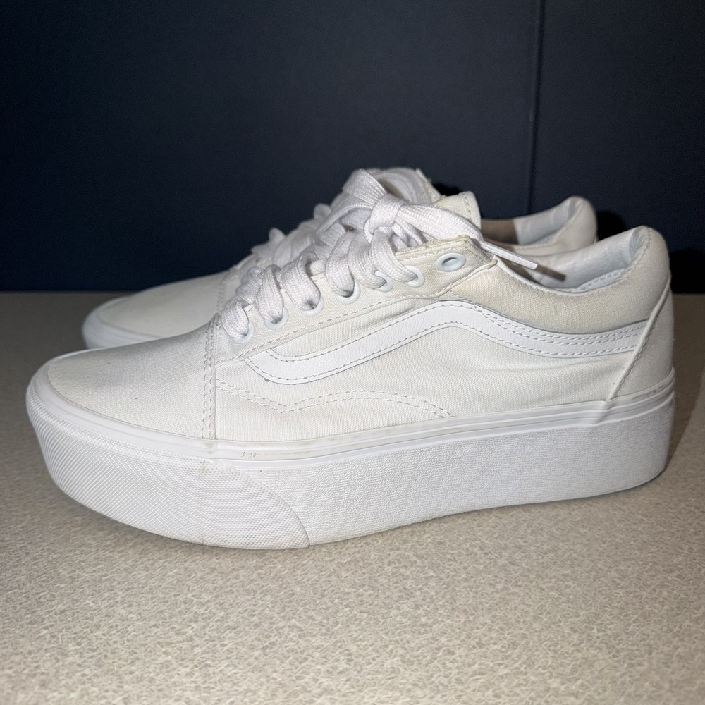 Vans Old Skool Platform Deboss Women's 9.5 White Shoes Mens 8